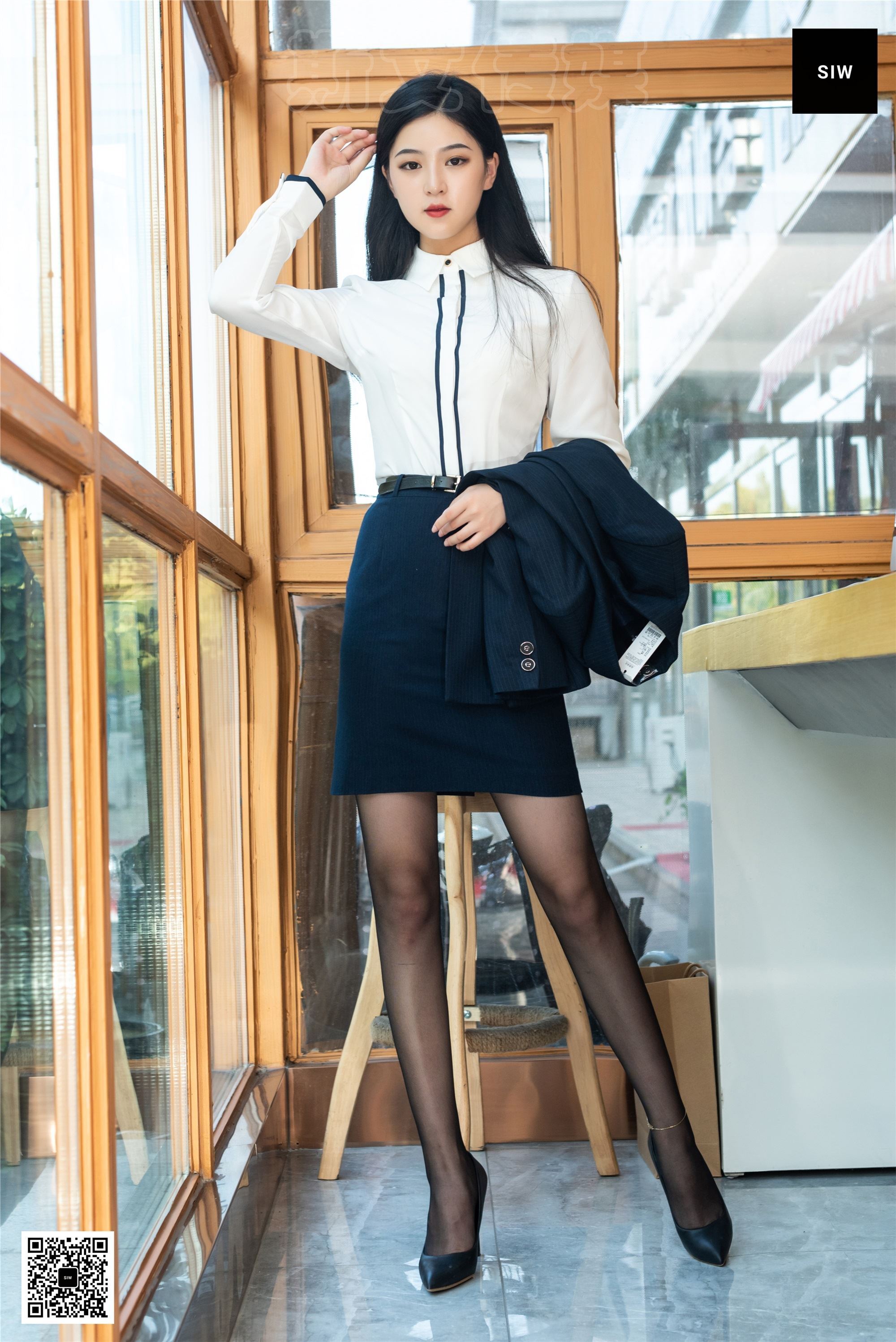 SIW斯文传媒  VOL.057 黑丝文员-小谈